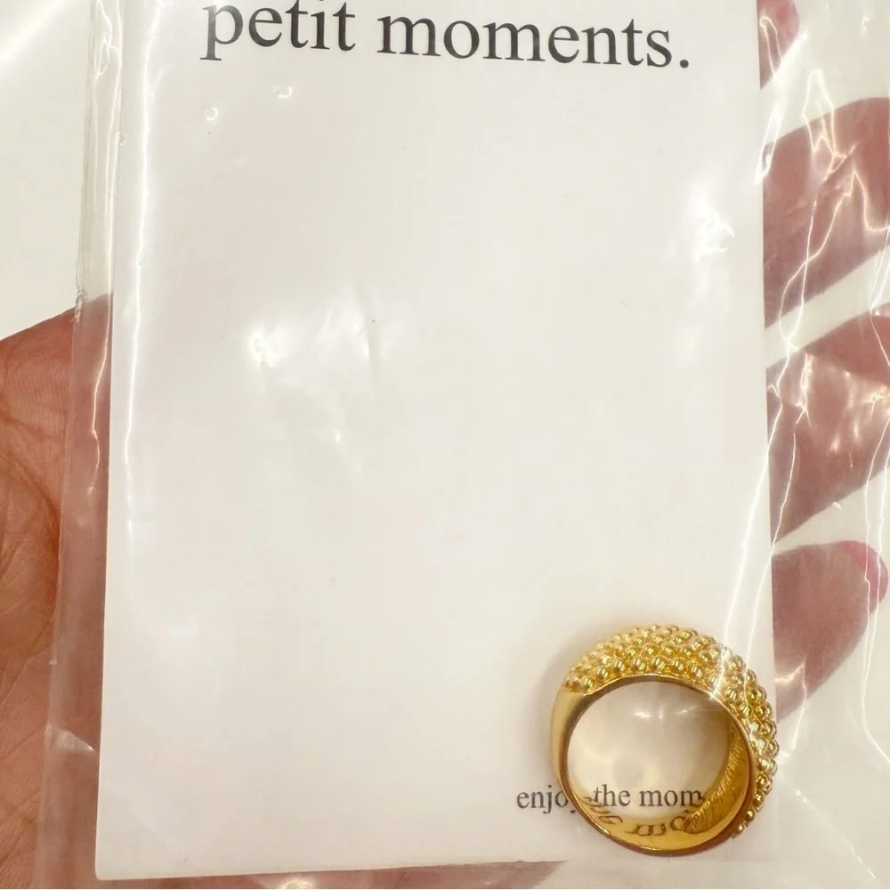 NWT Petit Moments Gold Chunky Fashion Ring, Size 6